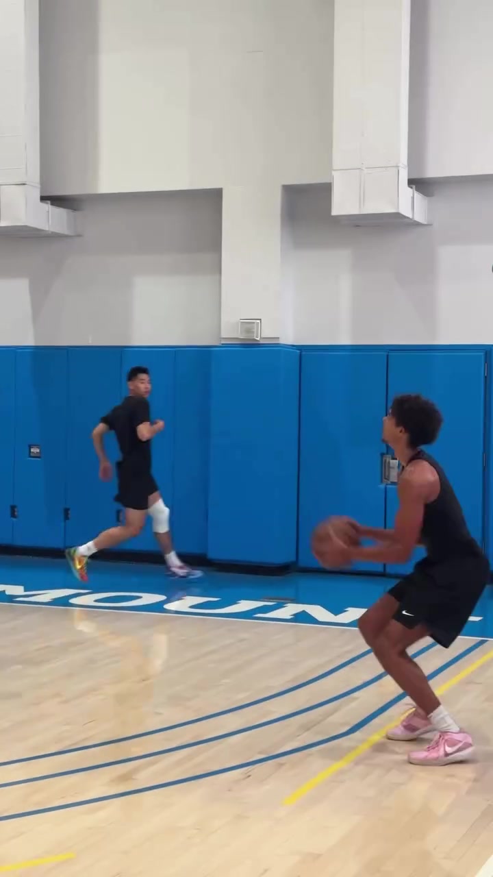 好的信号！崔永熙晒全场对抗训练 三分手感柔和&amp;左膝仍戴护具