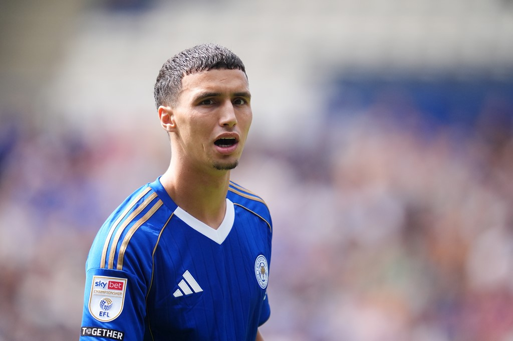 天空体育：水晶宫不愿为汉努斯支付3500万镑，交易已告吹