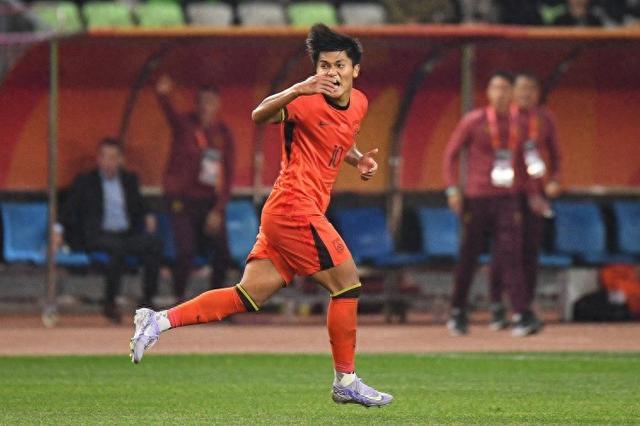 九游平台-蒯纪闻：对阵澳大利亚要先做好防守，再去想一些进攻的套路