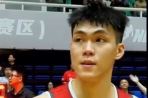 九游平台-庞峥麟完成了这个赛季在NBL的最后一场比赛 衷心地祝愿他前途无忧