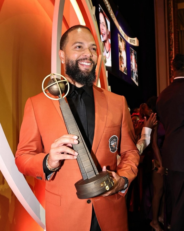 九游官方网站-德隆与保罗共享荣耀时刻：入选名人堂远超儿时梦想，兄弟情谊见证救赎之旅